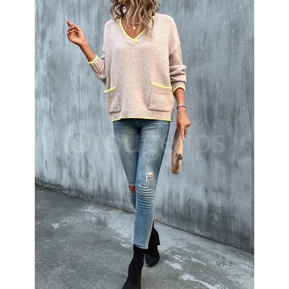 V-Neck Beige Pullover Knit Sweater Yellow Contrast Trim - Picture 5 of 12